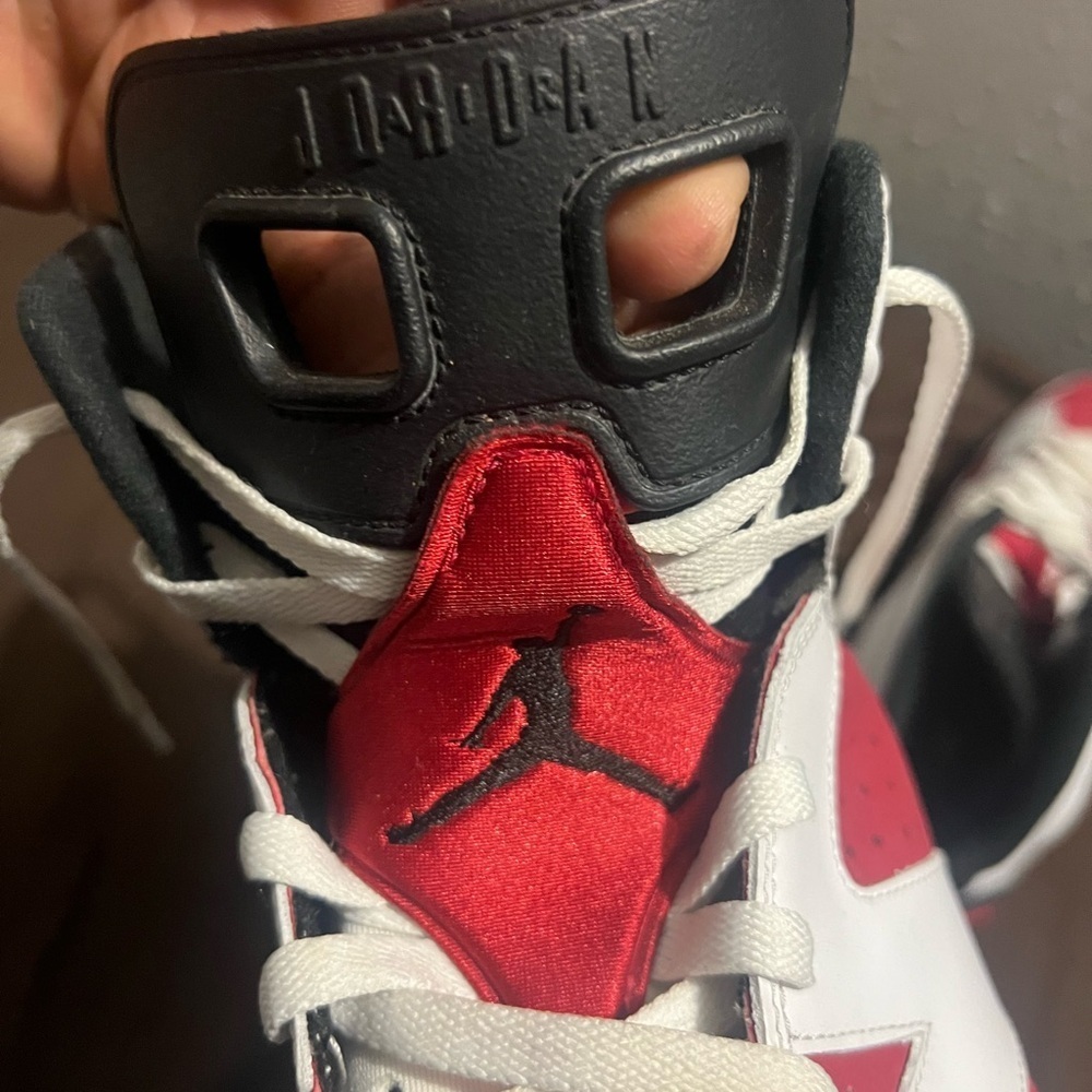 Nike Black and White Sneakers Nike Retro 6 Carmine OG - Picture 6 of 7